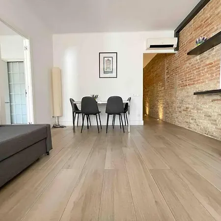 @Hostourist Bcn Fira Granvia Plaza Europa-Justicia Apartment L'Hospitalet de Llobregat Exterior photo