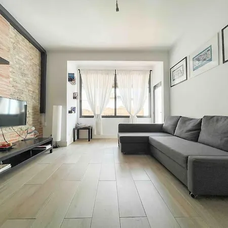@Hostourist Bcn Fira Granvia Plaza Europa-Justicia Apartment L'Hospitalet de Llobregat Exterior photo